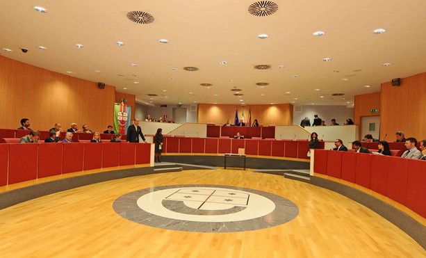 Aborto, Fdi non vota la mozione del Pd sul diritto di scelta, favorevoli Lega e Forza Italia