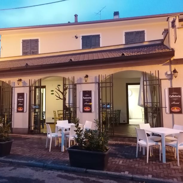 Toirano, i ladri colpiscono nella notte la Caffetteria Momi (FOTO)