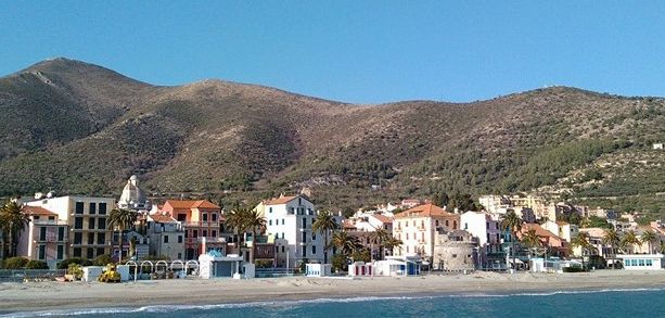 Dramma a Ceriale: 37enne perde la vita in spiaggia