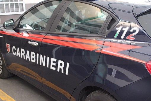 Brindano alla &quot;Fase due&quot; in un ristorante di Celle Ligure: sanzionati gestore e clienti
