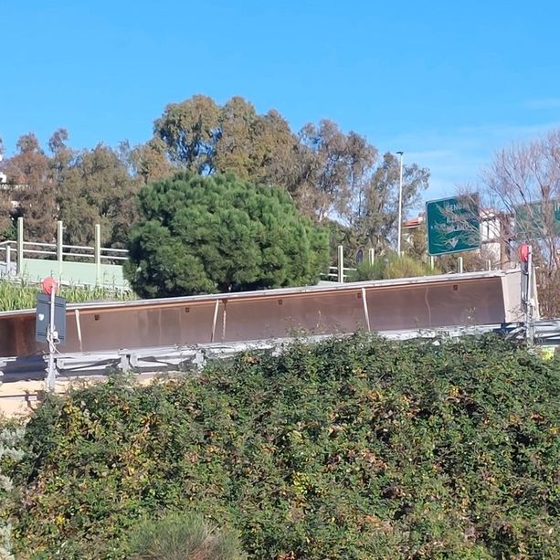 Savona: autocisterna si ribalta sullo svincolo autostradale in direzione Torino: disagi alla circolazione