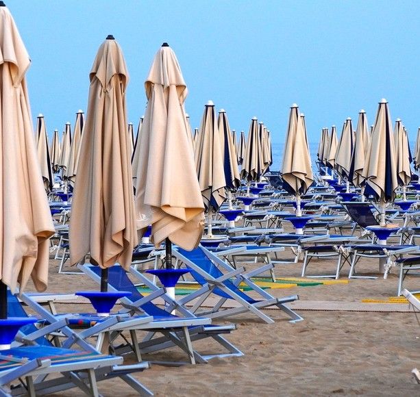Balneari, la Corte Ue boccia l'Italia: &quot;Le concessioni non possono essere  rinnovate automaticamente&quot;