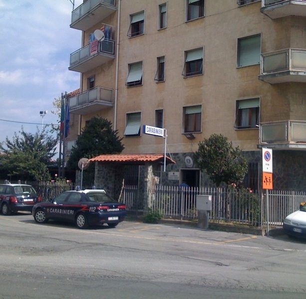 Giovane donna trovata senza vita in casa a Cairo Montenotte