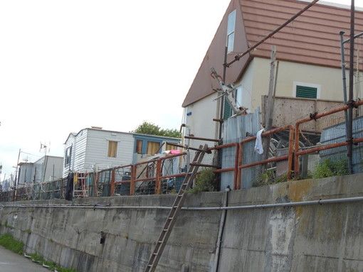 Savona, demolizione delle baracche abusive nel campo nomadi. Il sindaco: &quot;Individuato il percorso per tutelare i soggetti fragili ed eliminare la situazione di illeggitimità&quot;