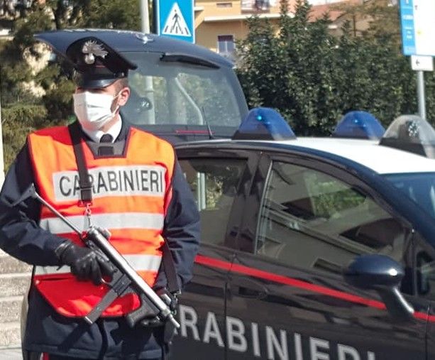 Da Albenga a Diano Marina per avvicinare anziani e poi rapinarli: arrestata dai carabinieri una 45enne di origine romena