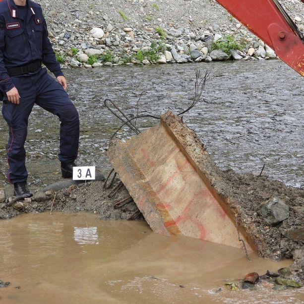 Nuovo ponte di Murialdo: 6 indagati per frode, gestione e smaltimento illecito di rifiuti