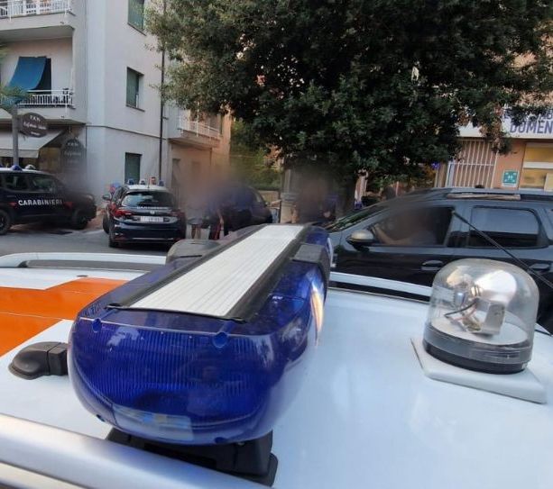 Presunta violenza sessuale a Loano: indagano i carabinieri