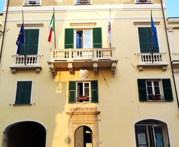 Pietra, la minoranza chiede la chiusura del punto nascite di Savona in favore di quello pietrese, la maggioranza: “Irricevibile”