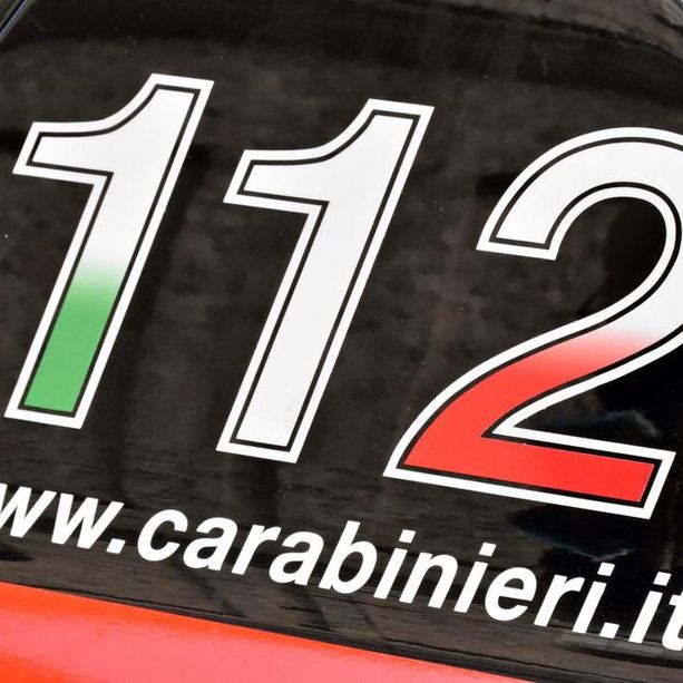 Alassio, anziana aggredita e picchiata in casa da uno sconosciuto: scattate le indagini dei carabinieri