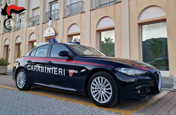 Albenga, spaccate notturne in bar e gelaterie: banda criminale arrestata dai carabinieri