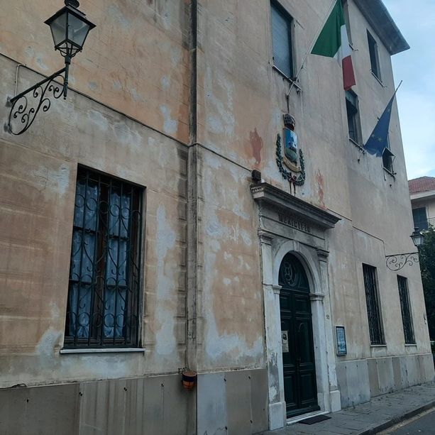 Presunta minaccia di sparare ad un cane, il sindaco chiude &quot;il caso&quot;: &quot;Non c'è stata, l'agente ha svolto il suo dovere&quot;