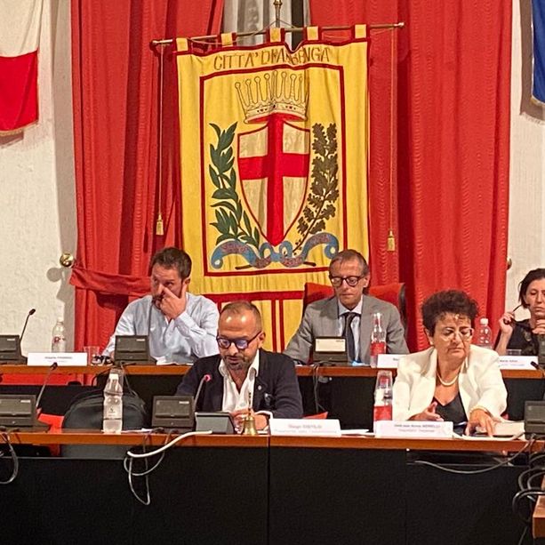 Albenga: Consiglio comunale infuocato sulla sanità, botta e risposta tra opposizione e maggioranza. Il sindaco: &quot;Andremo avanti con ancora più forza&quot;
