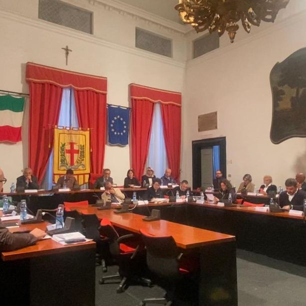 Albenga, la minoranza abbandona il Consiglio. La giunta: &quot;Atto vergognoso senza spiegazioni&quot;