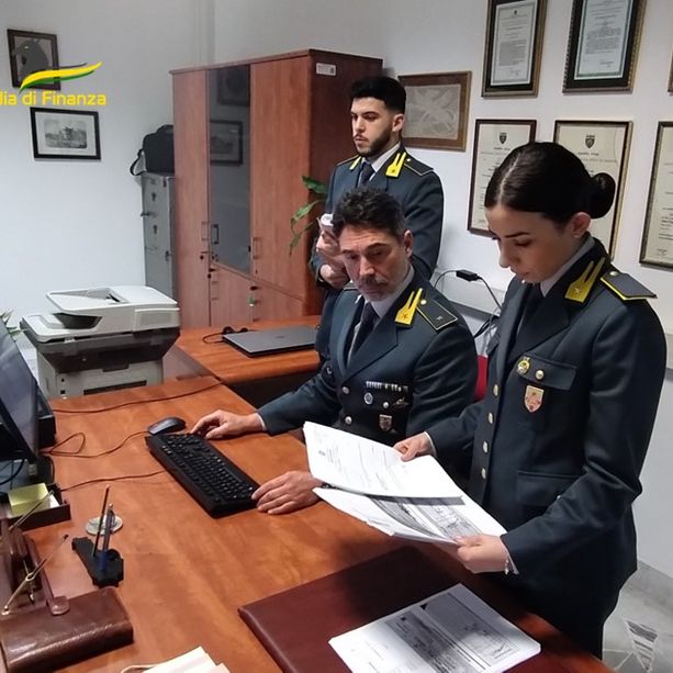 Evasione fiscale, scoperta organizzazione &quot;occulta&quot; attiva nella vendita di prodotti di lusso: sequestrati oltre 8 milioni