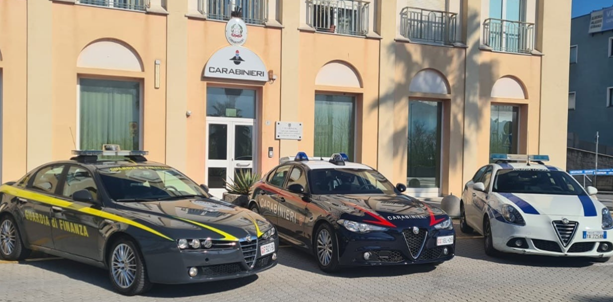 Albenga, cocaina e hashish nel circolo privato: arrestato il titolare