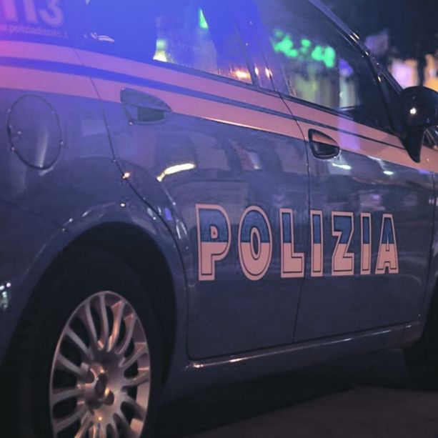 Ruba un’auto a Savona, ma viene fermato dopo pochi chilometri ad Albisola: arrestato dalla Polizia
