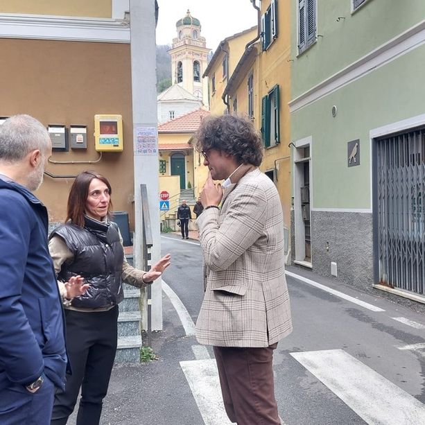 Camion incastrati a Stella, sopralluogo con Autostrade. Il sindaco: &quot;È il punto zero, bisogna avere dei risultati ora&quot; (FOTO e VIDEO)
