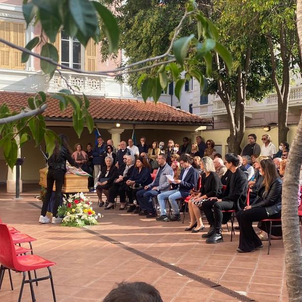 &quot;Ciao Claudio&quot;: Albenga tributa l’ultimo commosso saluto a Recagno (FOTO)