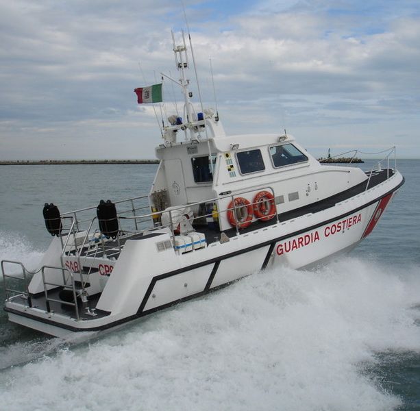 Andora, Capitaneria di Savona e Imperia impegnate nelle ricerche di un uomo disperso in mare