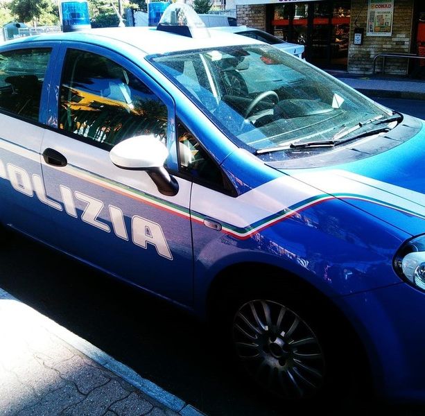 Savona, &quot;beccato&quot; a cedere dose di cocaina, 69enne in manette per spaccio di droga