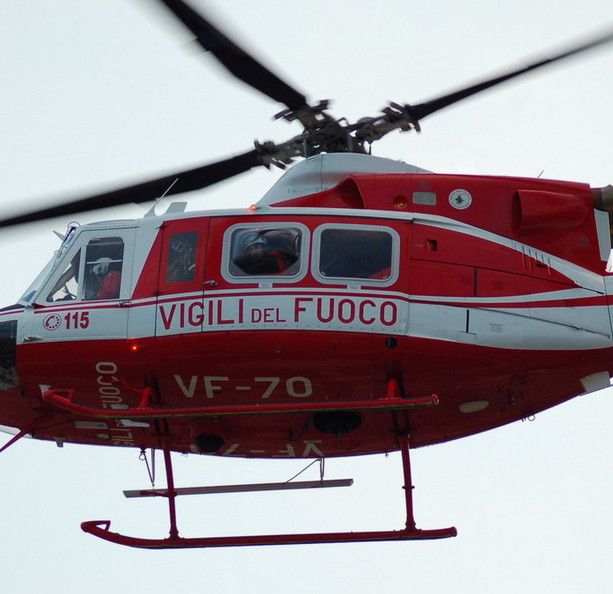 Escursionisti sorpresi dal maltempo lungo la Ferrata degli Artisti: elisoccorso Drago in azione