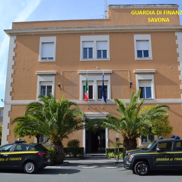 Percepivano illecitamente il reddito di cittadinanza: la Finanza denuncia otto persone