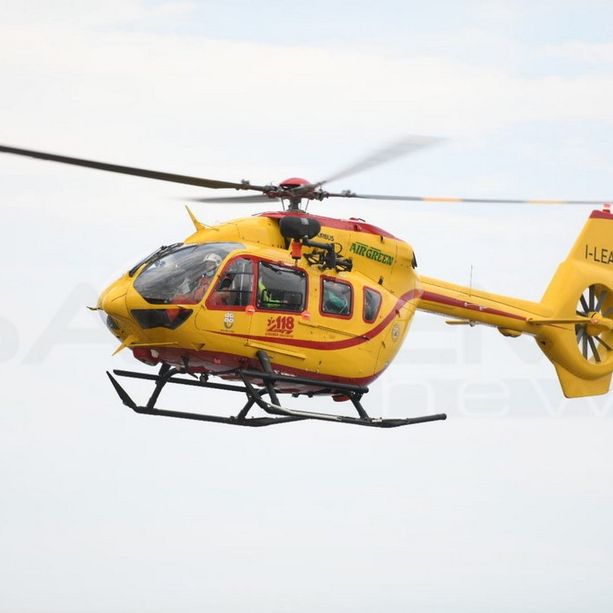 Biker infortunato a Calice, in azione l'elisoccorso Grifo. In serata tamponamento a catena sulla A10 tra Orco Feglino e Spotorno