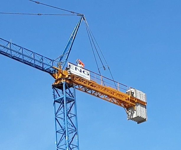Albenga, protesta ad oltranza nel cantiere di via Patrioti: si cerca una mediazione (FOTO e VIDEO)