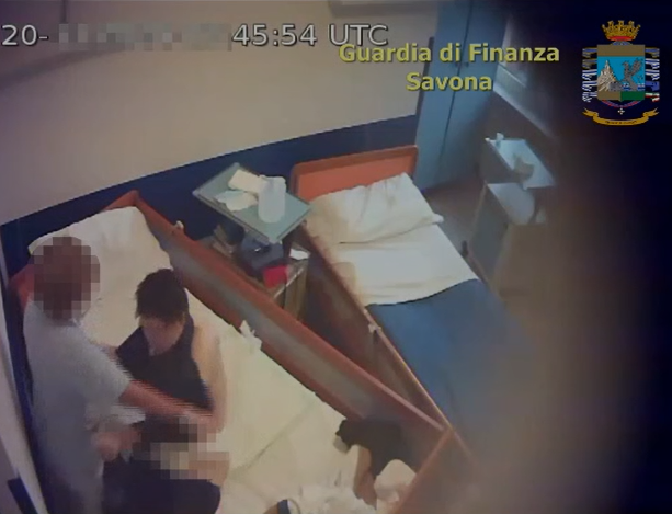 Minacce, insulti e strattoni nell'Rsa di Varazze: nuovi arrestati riconosciuti grazie all'ausilio della direzione sanitaria