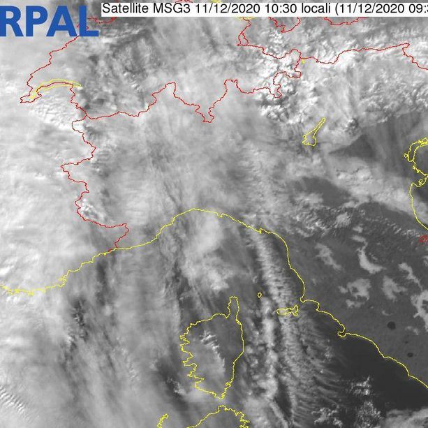 Meteo, possibili nevicate nell'entroterra tra stanotte e domani. Forte vento sulla costa