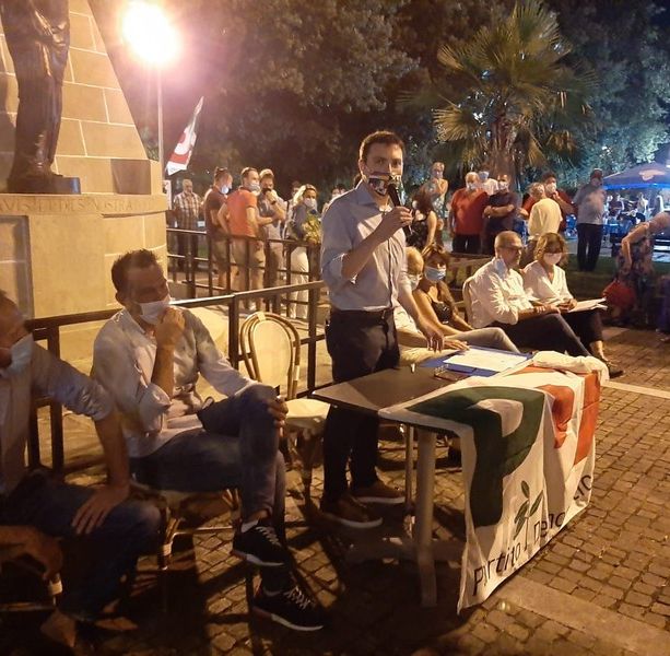 Regionali, dopo l'endorsement di Giuliano a Toti, il commento di Arboscello e Niero: &quot;Non ci spieghiamo questa scelta, la presentazione a Vado per riaffermare il valore della coerenza&quot;