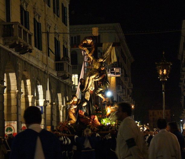 Savona, la Processione del Venerdì Santo sarà di nuovo realtà: in futuro sempre negli anni dispari (FOTO)