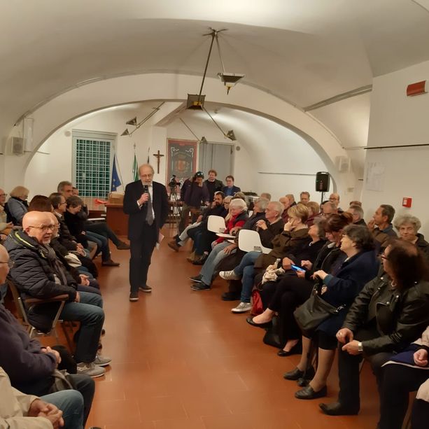 Addio a Renato Zunino, bandiere a mezz'asta a Celle per una settimana: previsti due giorni di lutto cittadino