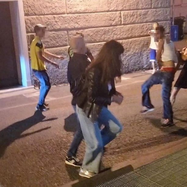 In Darsena rissa con calci, pugni e insulti. Una residente: &quot;Sempre peggio, abbiamo paura&quot;