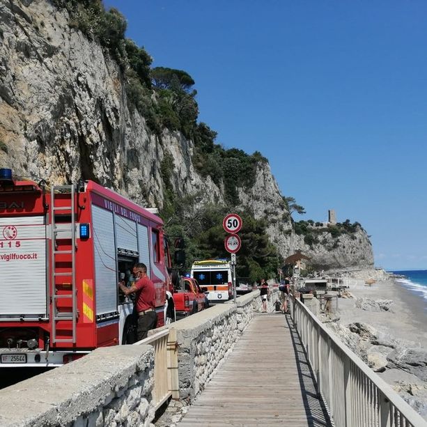 Deceduto uno dei due fratelli caduti in mare a Finale Ligure