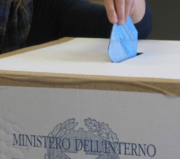 Amministrative 2023, alle 12 in provincia di Savona l’affluenza alle urne è il 15,11%