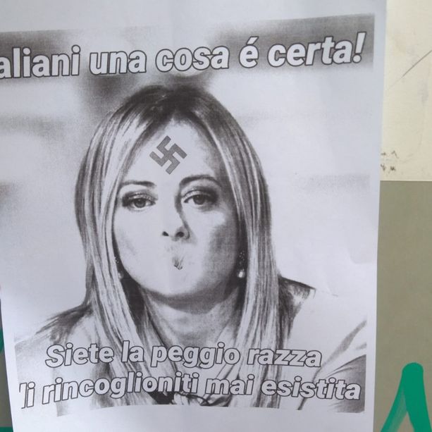 Svastica in fronte a Giorgia Meloni: volantini shock ad Albenga (FOTO)