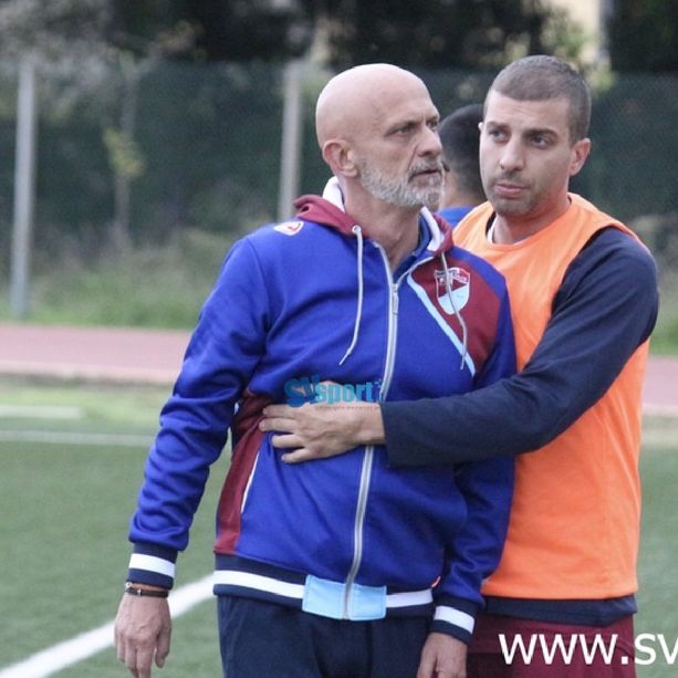 Calcio, Vadese. L'amarezza di Oliva non arriva dal campo: &quot;Sconfitta incredibile, ma certe persone non dovrebbero più assistere a una partita di calcio&quot; (VIDEO)