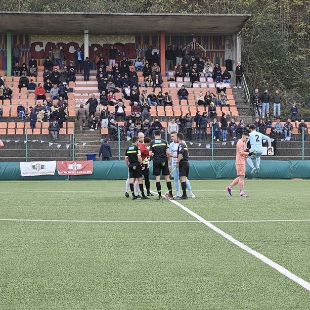 Calcio. Carcarese e Albissole per il primato solitario, la webcronaca dal Corrent (LIVE)