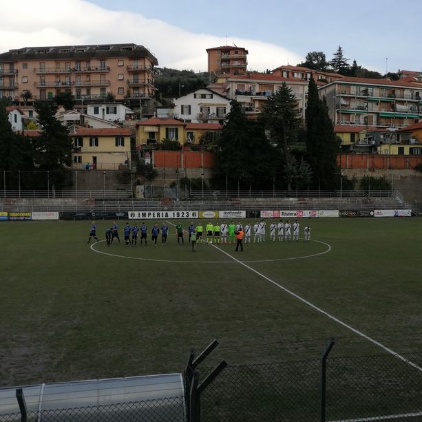 Calcio, Eccellenza. Carletti al fotofinish, l'Imperia fa suo il derby al 90esimo