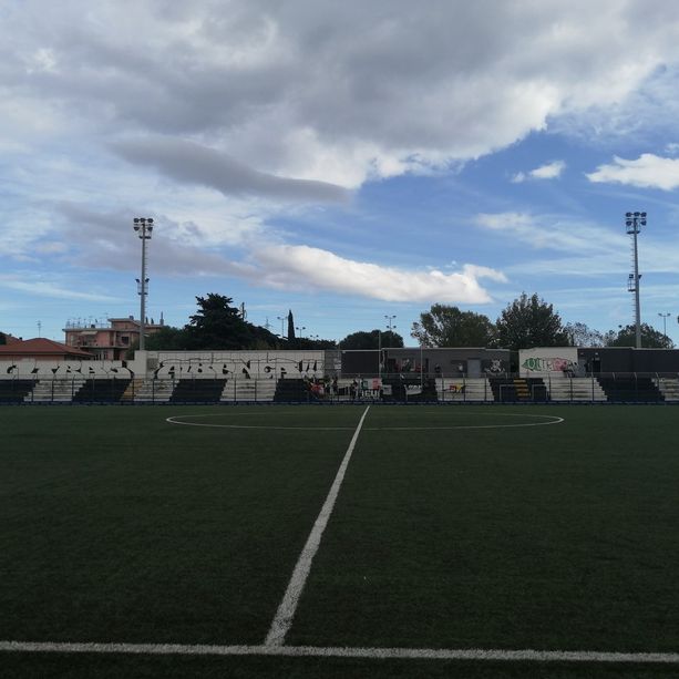 Calcio, Eccellenza. L'Albenga vuole infilare la quarta, sul suo cammino c'è la Voltrese: il racconto LIVE
