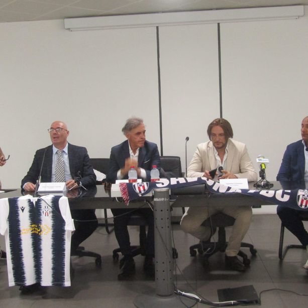 Calciomercato. Il presidente Cannella annuncia tre arrivi: &quot;Fatta per Brema, Matarozzo e Pondaco. In fase di accordo Moresco&quot;