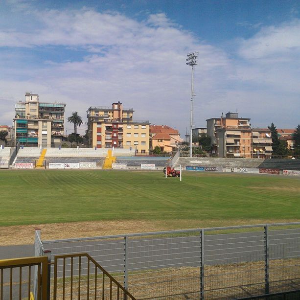 Calcio. Il presidente Viti conferma: &quot;Proposta non ideale, ma per il Città di Savona al Bacigalupo stiamo parlando&quot;