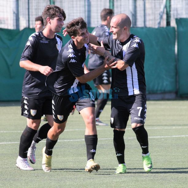 Calcio, Coppa Italia di Eccellenza. Alle 18:00 in campo per i match decisivi. Stasera si scopriranno le otto squadre che accederanno ai quarti di finale
