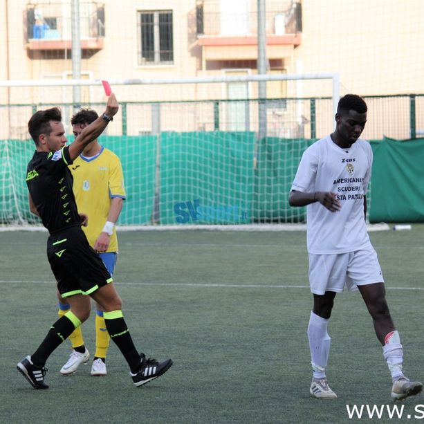 Giudice Sportivo, Eccellenza. Rinviato il verdetto su Genova Calcio - Ventimiglia, tre turni a Issa Coulibaly