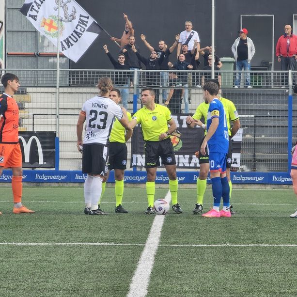 Calcio, Serie D. Arriva l'Alba al Riva. La webcronaca del match tra l'Albenga e i piemontesi (LIVE)
