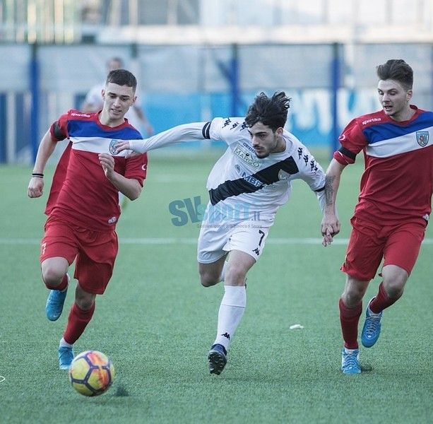Calciomercato, Imperia: Idea De Simone per l'attacco