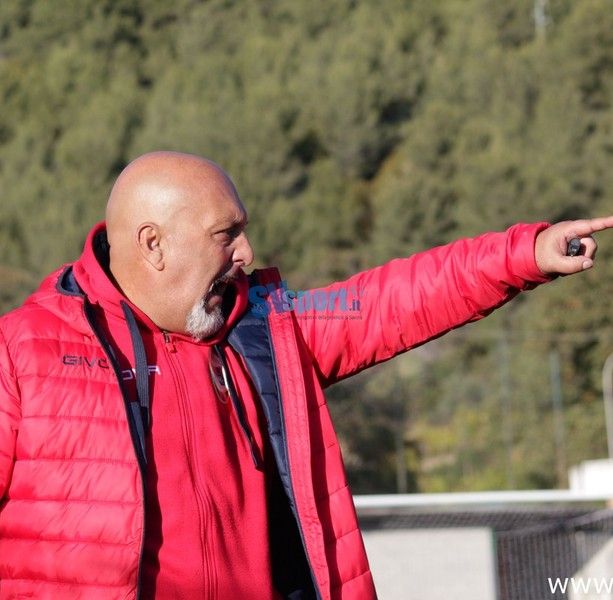 Calcio.. Nome e cognomi invertiti nel tesseramento, maxi squalifiche per il Borgio. Cordiale tuona: &quot;Da oggi il mio avvocato controllerà tutti i comunicato della giustizia sportiva&quot;