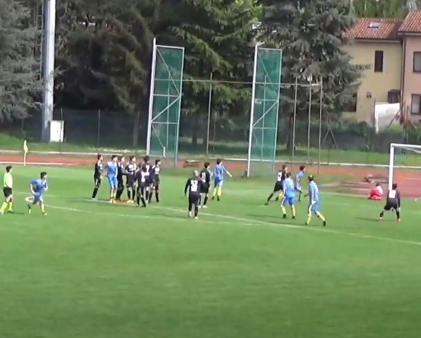 Calcio, Eccellenza rivediamo i gol di Cairese - Albenga 2-2 (VIDEO)