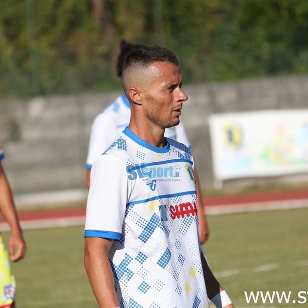 Calcio, Eccellenza. La Cairese sfrutta la mezz'ora con il Golfo Pro Recco, doppietta di Sogno e secondo posto ritrovato